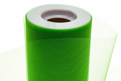 Фатин в шпульках 16-146, 10 гр/м2, шир. 15 см (в нам. 25+/-1 м), цвет зелёный - купить в Москве. Цена: 100.69 руб.