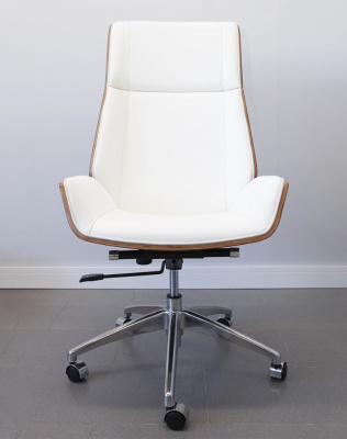 Кресло из натуральной кожи, каркас дерево арт. FX-BC06 - купить в Москве. Цена 34 820.52 руб.